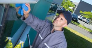 professional commercial window cleaning services